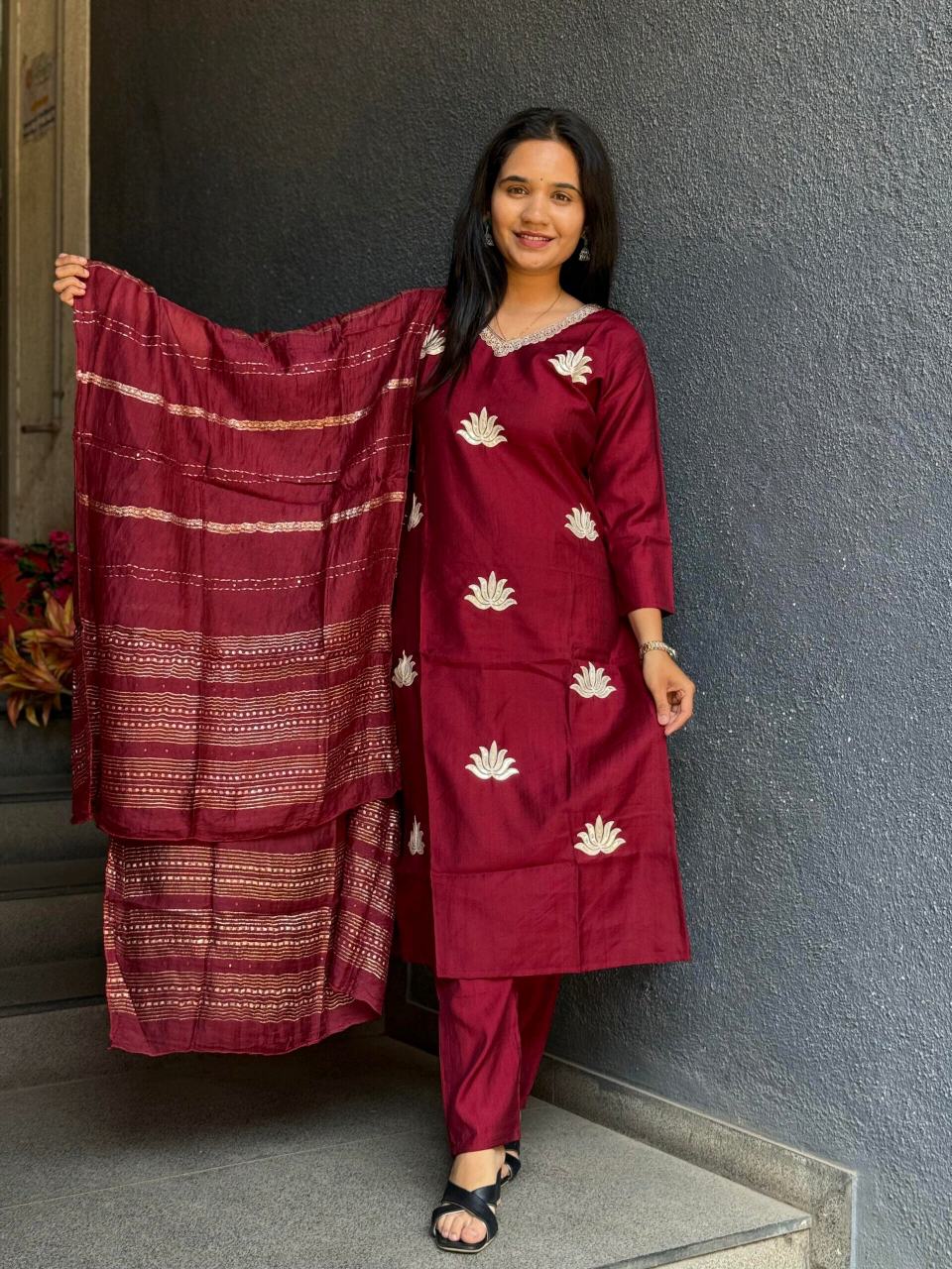 Crimson Grace Suit Set