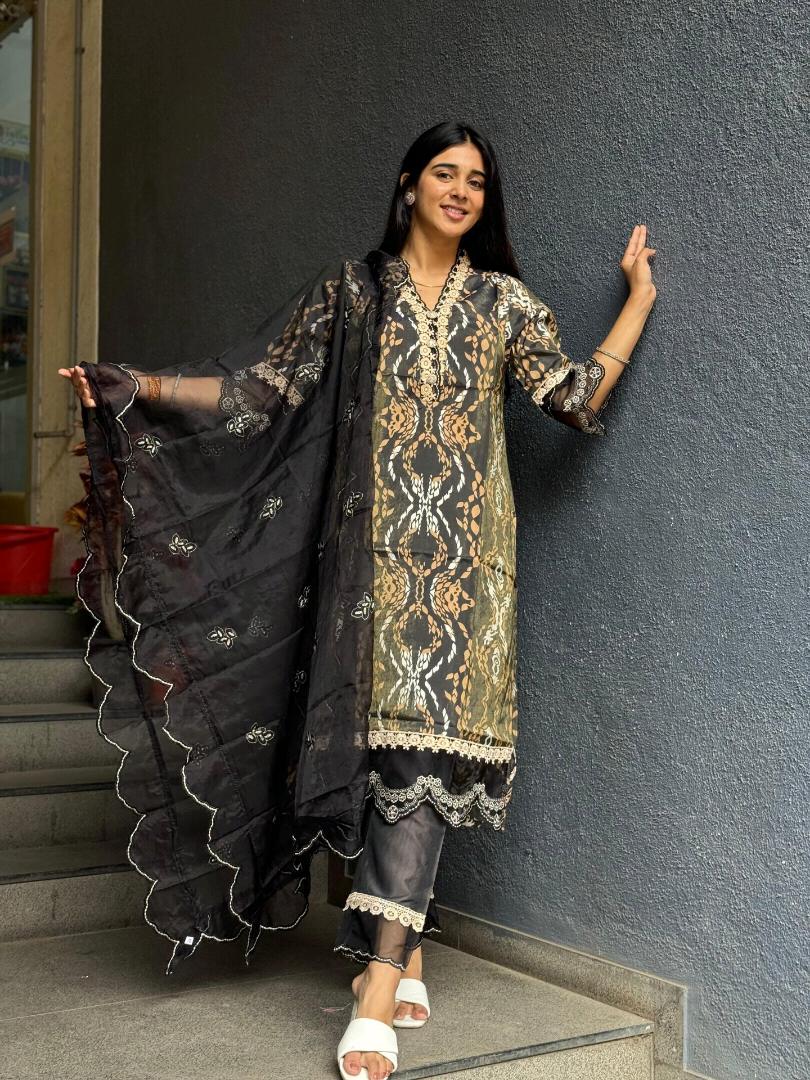 Elegant Black Printed Kurta Set with Dupatta