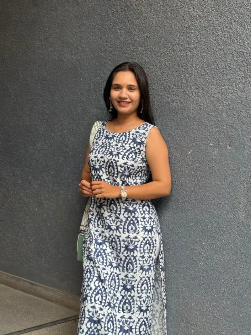 INDIGO FLORAL PRINT SLEEVELESS KURTI