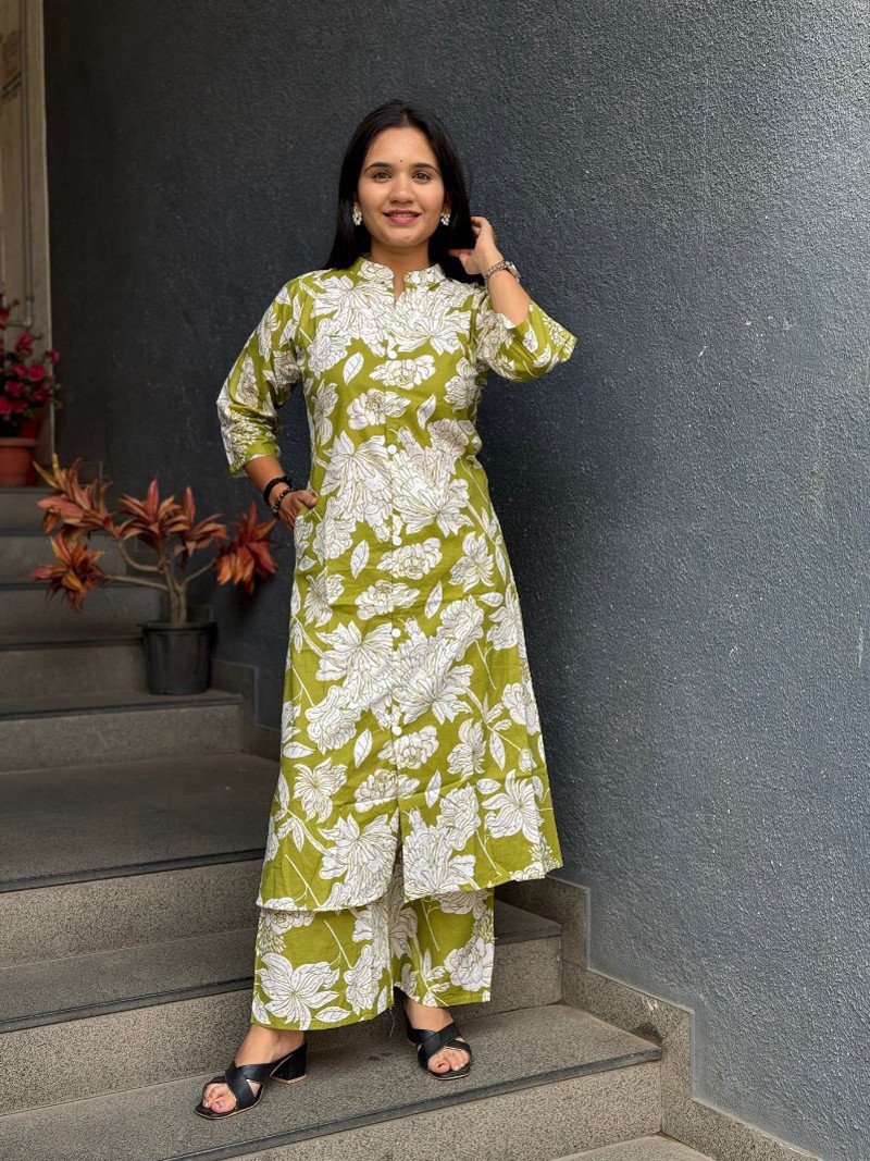 OLIVE FLORAL COTTON CORD SET WITH WHITE PRINT